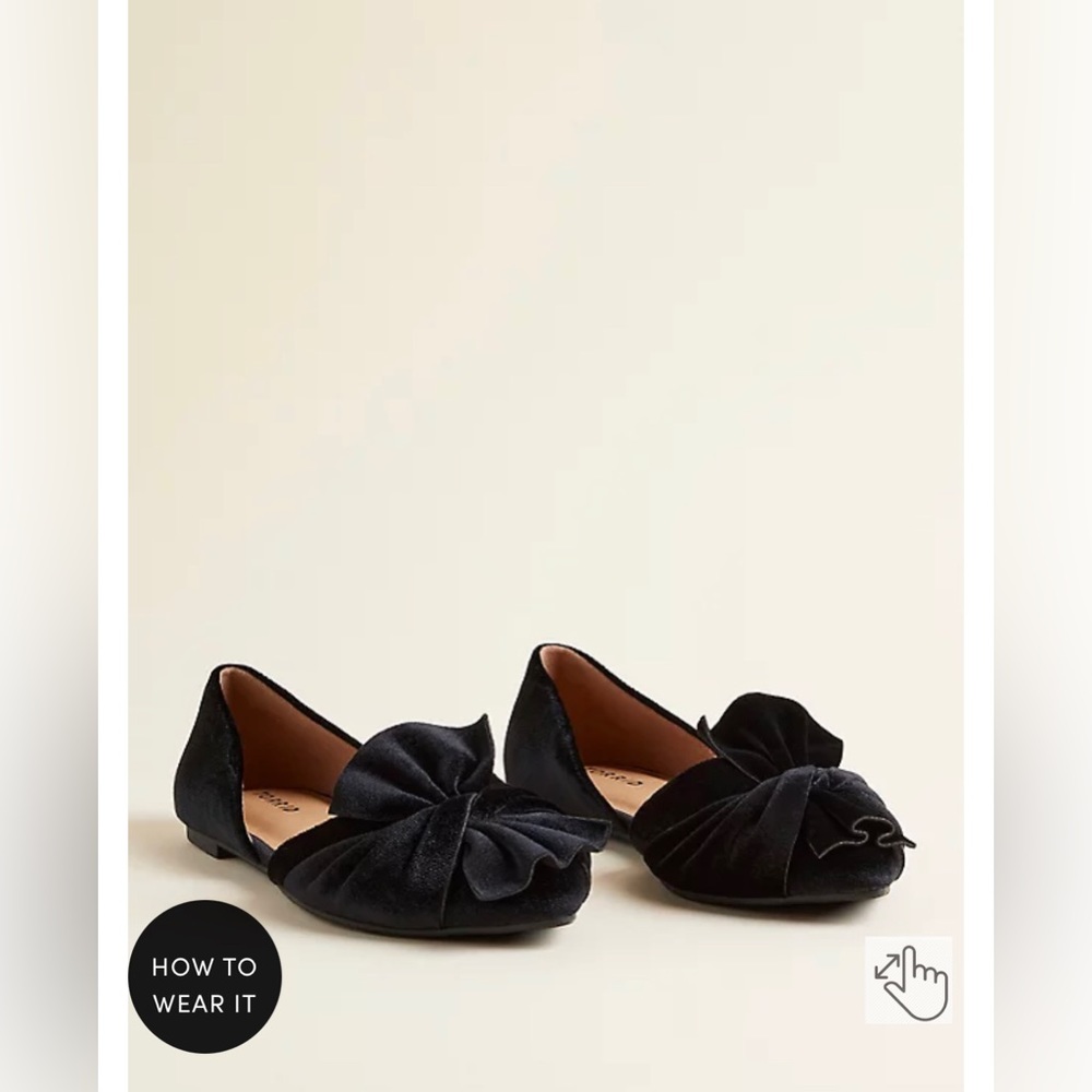 Torrid Black Velvet Twist Bow Flat Size 9.5 WW